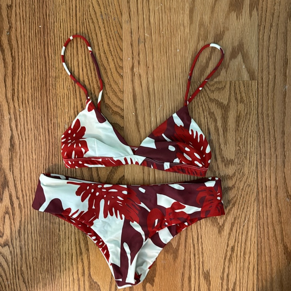 MIKOH Lahaina in Vintage Tahiti Lehua TOP ONLY